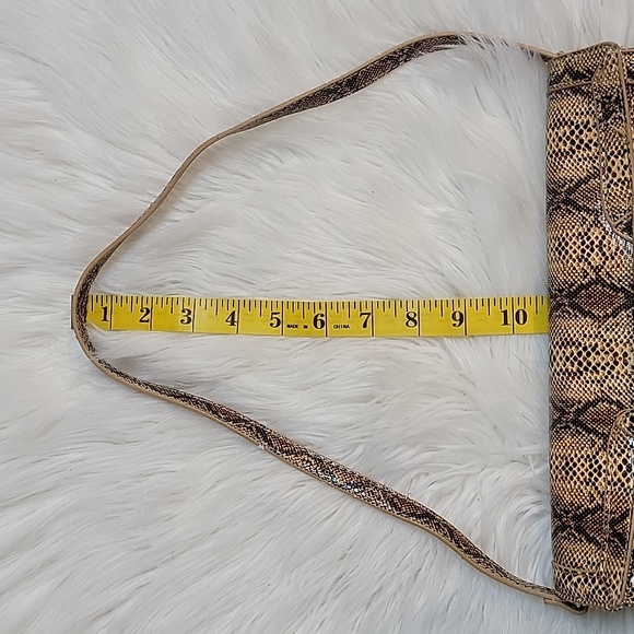 VTG  | Sondra Robert's Snakeskin Print Clutch Handbag - Picture 16 of 16